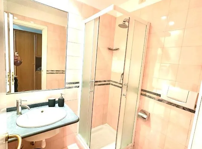 Trevi Romantic Alcova Oda ve Kahvaltı